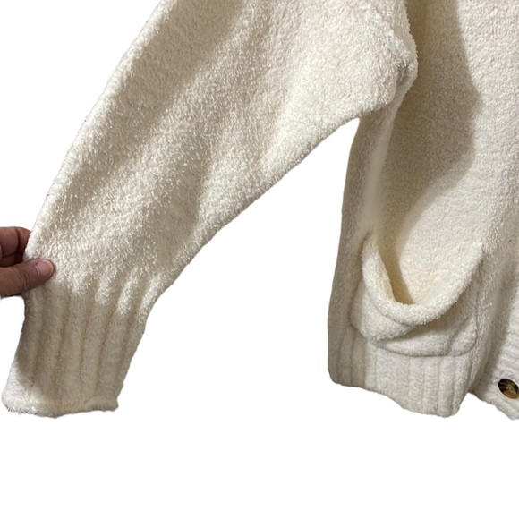 Arizona jean co women’s antique ivory sweater w/ 2 pockets on front. Size XXXL - Picture 3 of 10